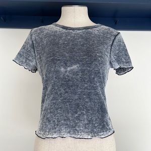 Cotton On Top 💛4/20 sale if you bundle ky